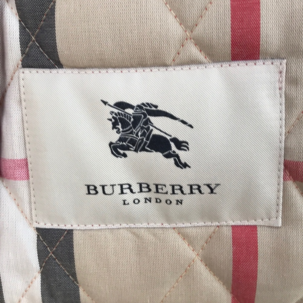Burberry Red Diamond Quilted Jacket - Picture 6 of 11